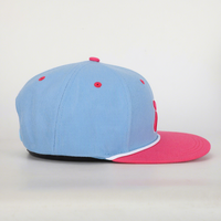 Casquette Snapback à 6 Panneaux Bicolore à Visière Plate avec Broderie X, Réglable, Style Hip Hop, Casquette Trucker, Logo Personnalisé pour Hommes