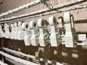 <span class=keywords><strong>Marteau</strong></span> en <span class=keywords><strong>pierre</strong></span> résistant à l'usure de coulée d'acier à haute teneur en manganèse sur mesure pour l'extraction de minerai pièces de Machine d'extraction de nouilles plates - Product Image 3