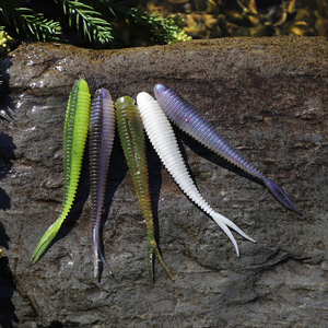 Leurres de pêche souples en plastique de haute qualité, leurres de pêche souples en plastique bicolores à queue fourchue - Product Image 6