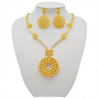 Parure de bijoux africaine 4 pièces plaqué or 24 carats, style vintage, comprenant collier à grand pendentif rond, boucles d'oreilles, bague et bracelet, pour mariage, fiançailles et mariée