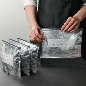 Sacs de conservation alimentaire en aluminium refermables, résistants à la lumière, imperméables et résistants à l'huile, pour utilisation au réfrigérateur, type extraction - Product Image 2