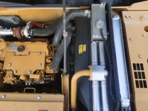 CE EPA Motor usado CAT315D Excavadoras Maquinaria pesada de segunda mano Buen rendimiento de trabajo Precio barato Excavadora sobre orugas de 15 toneladas - Product Image 6