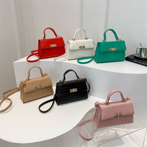 Luxury Handbags Retro Crocodile Pattern Fashion Shoulder Bag Trendy Crossbody Bag for Women Elegant Small Square Design Handbag