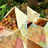 Maßgefertigte Hochwertige Pyramiden-Gastronomiebox für Brunch, Backwaren, Snacks, Desserts, Gebäck, Süßigkeiten, Stapelbare Fächer-Verpackung, Servierplatte