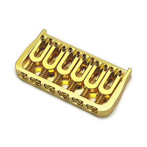 กีตาร์ไฟฟ้า 6 สายพร้อมสายโลหะผสมสังกะสีบาง บริดจ์แบบยึดติดรูปตัวยูแบบพับขอบ และอุปกรณ์เสริมสีทอง/สีเงิน/สีดำ - Product Image 4