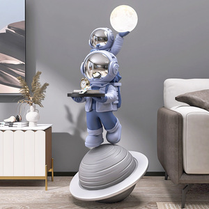 Base Decorativa con Astronauta de Fibra de Vidrio y Luz Nocturna, Escultura Creativa para Decoración del Hogar - Product Image 6