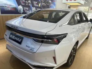 Dongfeng Aeolus Yixuan Max 2024 Doors 5 Seats Sedan Used Car New Cheap China Gasoline Vehicle 1.5L Automatic 145KW 4 LED Camera