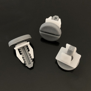 Nylon <b>Car</b> Door Panel Retainer <b>Clips</b> For BMW Volvo Mercedes Benz C Class E Class Interior Trim Fasteners - Product Image 4