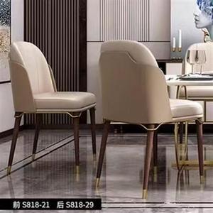 Chaise de salle à manger légère et luxueuse de style scandinave, dossier en bois massif, cuir beige clair, chaise de salle à manger pour salle à manger, chaise de cuisine - Product Image 3
