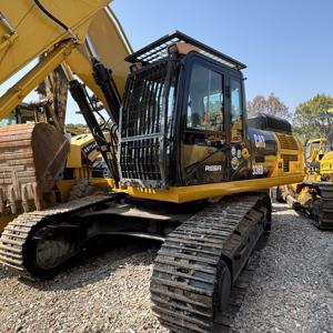 Excavatrice sur chenilles hydraulique d'occasion CAT 336D2L, équipement économe en carburant avec moteur et engrenages, fabriquée en 2023 - Product Image 4