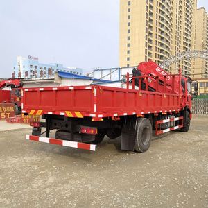 Camión Grúa Dongfeng D1 4*2 Xinweili de 8 Toneladas con Brazo Plegable, Vehículo de Transporte con Elevación Hidráulica - Product Image 6