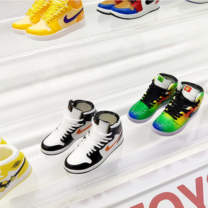 <span class=keywords><strong>Porte</strong></span>-clés en forme de chaussure Aj1, miniature <span class=keywords><strong>3D</strong></span>, chaussures de basket-ball, Michael <span class=keywords><strong>Jordan</strong></span>, Air <span class=keywords><strong>Jordan</strong></span>, Lebron James, Kobe Bryant, figurine tendance, pendentif - Product Image 3