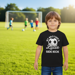 Camiseta de fútbol My Brothers Little Side Kick, regalo para niños más pequeños - Product Image 3