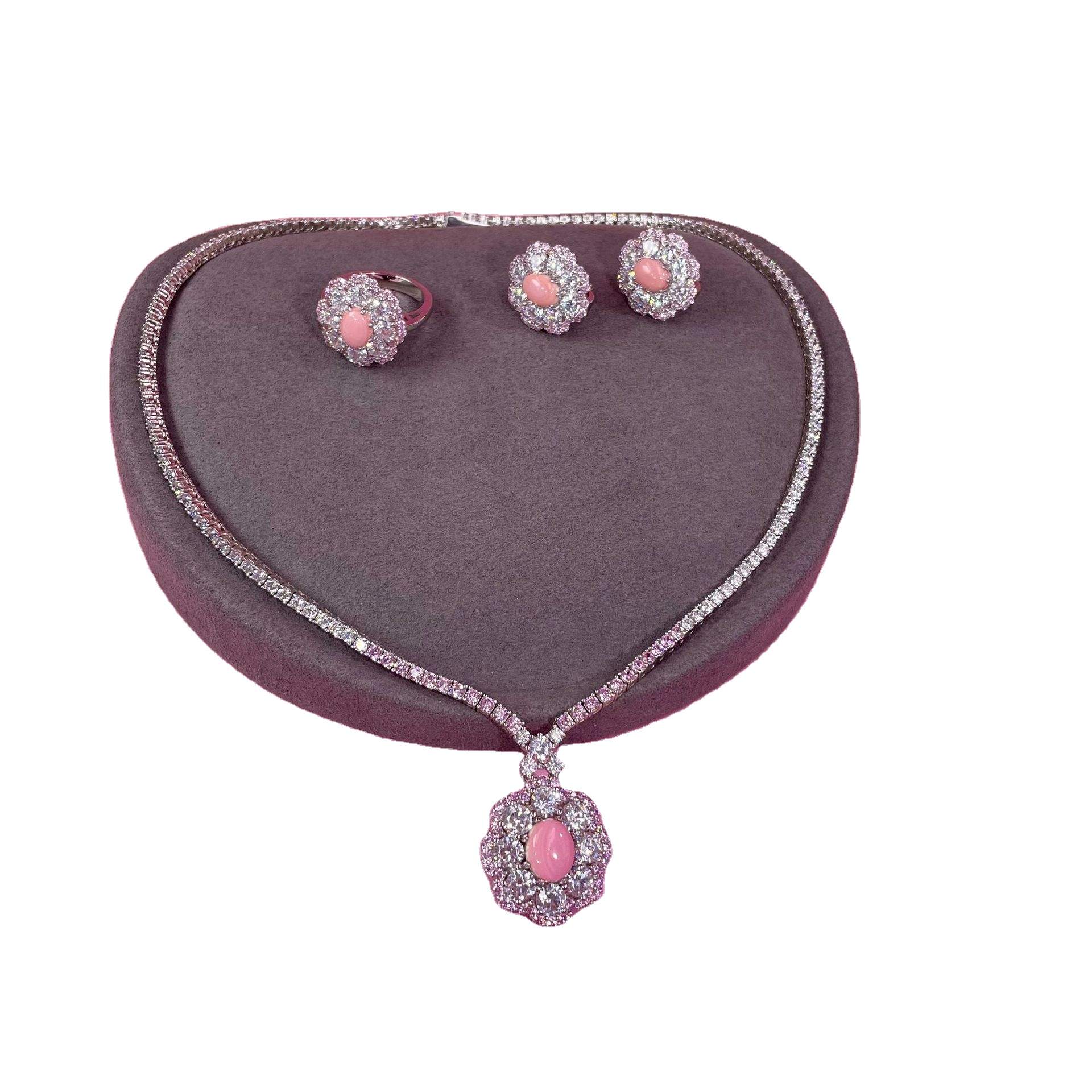 natural pearls conch pearl pendant