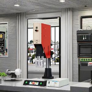 เครื่องเชื่อมอัลตราโซนิกซันโซนิคความแม่นยำสูง 2000W 60 กก. 20 กิโลเฮิร์ตซ์ 0.1-0.7 เมกะปาสคาล เครื่องมือเชื่อมหน้ากากพลาสติก 650*400*1000 มม. แบบท่อ - Product Image 3