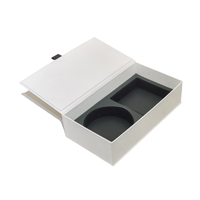 Boîte cadeau magnétique en carton solide faite à la main pour montre, matériaux recyclés, doublure en éponge, gaufrage, sérigraphie, revêtement UV, ruban