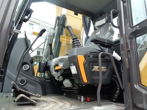 Excavatrice sur chenilles XE200GA, capacité de la benne de 0,9 à 1,2 m³, moteur contrôlé par PLC, haute efficacité, faible consommation de carburant pour - Product Image 6