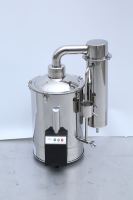 Distillateur d'eau en acier inoxydable anti-corrosion, équipement de production d'eau distillée pour laboratoire médical