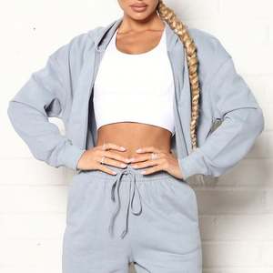 เสื้อสวมหัวมีฮู้ดแบบไม่มีซิปสำหรับผู้หญิงเสื้อครอปแบบไม่มีซิปรูดธรรมดาผ้าฝ้าย100แบบไม่มีกระเป๋ากำหนดโลโก้ได้เอง - Product Image 5