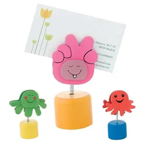 Sacapuntas de madera con clip, artículos personalizados - Product Image 1