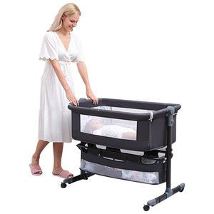 Cuna de Plástico para Bebé, con Cesta de Almacenamiento Plegable y Ruedas, Reduce la Fatiga de la Madre, Segura para Dormitorios Pequeños - Product Image 1