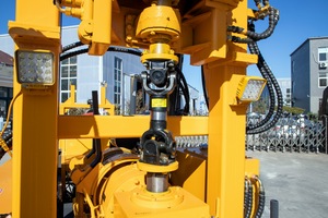 Foreuse hydraulique complète sur mesure la plus vendue pour forage en profondeur jusqu'à 190 mètres - Product Image 4
