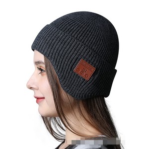Wireless BT5.0 Warm Knit Ear Flap <strong>Beanie</strong> Fashionable Winter Hats for Men Musical Hat Outdoor Music Hat for Men/Women - Product Image 2