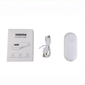 <span class=keywords><strong>Ariza</strong></span> B300 Alarma Personal de Emergencia de 130 dB, Llavero con Botón de Pánico SOS, Dispositivos de Autodefensa para Mujeres y Niñas - Product Image 2