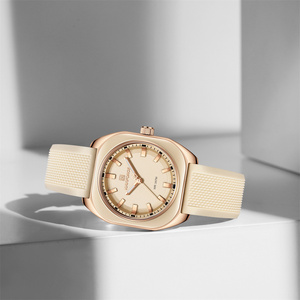 NAVIFORCE 5061 Reloj analógico luminoso para mujer Reloj único minimalista para niña Moda 2025 Nuevo modelo Relojes - Product Image 2