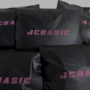 Bolsa de Correo de Polipropileno Compostable y Sostenible, Negra Mate, Personalizada por el Fabricante - Product Image 4