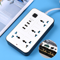 Prise de courant USB de voyage haut de gamme à 4 sorties avec ports USB-C et service de vente en gros