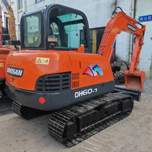 Miniexcavadora Usada Doosan DH60-7 de 6 Toneladas, Excavadora Hidráulica de Orugas, Original de Alta Calidad, Lista para Exportación - Product Image 2