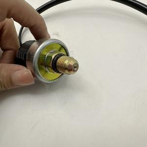 Sensor de presión Enwg E200B con montaje roscado para sistema hidráulico de excavadora, tecnología piezoresistiva - Product Image 2