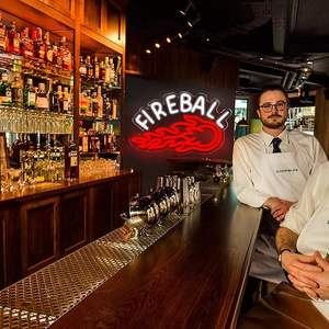 ป้ายไฟนีออน LED หลากสี FIREBALL Whiskey สำหรับตกแต่งบ้าน ห้างสรรพสินค้า และบาร์ ใช้พลังงานจาก USB ป้ายเปิด-ปิด ตกแต่งผนังห้องแมนเคฟ - Product Image 4