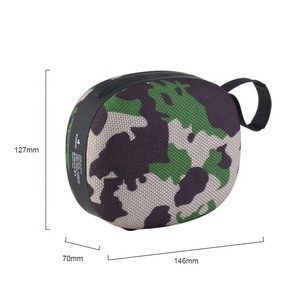 Haut-parleur en tissu Kisonli <span class=keywords><strong>K7</strong></span> 16W avec logo personnalisé, batterie 2400mAh, haut-parleur sans fil, basses profondes, lecture U Disk TF, crochet - Product Image 5