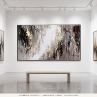 Peinture murale abstraite expressionniste dorée à effet dorure à chaud, ambiance sombre et dramatique, sur toile, pour salon, hôtel, décoration de luxe