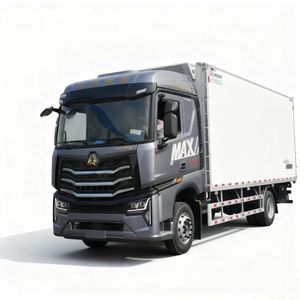 Heavy Duty HOWO 4X2 Freezer Truck <b>Refrigeration</b> Box Truck for Meat Vegetables Ice Cream - Product Image 1