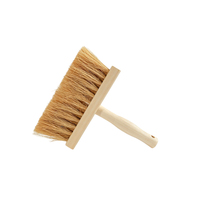 Brosse de nettoyage extérieure en sisal avec manche en bois pour plafonds, murs en pierre, patios et surfaces en béton