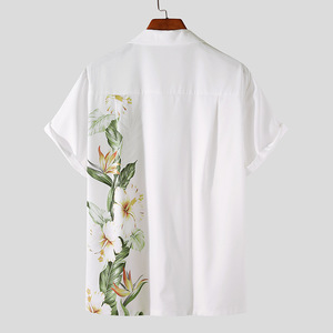 2025 été <span class=keywords><strong>fleur</strong></span> imprimer Sublimation <span class=keywords><strong>chemise</strong></span> hommes décontracté hawaïen <span class=keywords><strong>col</strong></span> rabattu à manches courtes chemises boutonnées pour hommes - Product Image 2