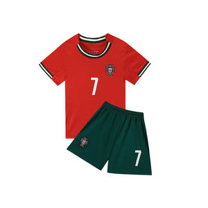 Grenzüberschreitender Großhandel von Schnelltrocknenden Fußball-Trikots für Kinder und Erwachsene, Geeignet für Outdoor-Sport und Laufen/Fitness - Product Image 3