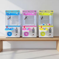 Sunmo Mini Máquina de Garras Operada con Monedas, Grúa de Juguetes Pequeña para Interiores, Centro de Juegos de Arcade con Dispensador de Premios, Máquina de Garras de Muñecas para Niños