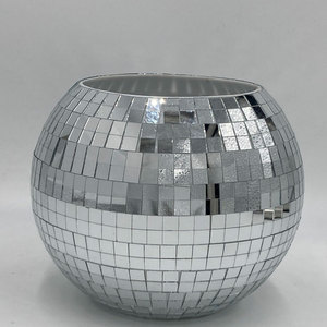 Vase <span class=keywords><strong>boule</strong></span> disco en gros, vase rond à fond plat avec miroir et chaîne <span class=keywords><strong>de</strong></span> suspension pour la décoration <span class=keywords><strong>de</strong></span> bureau et la plantation - Product Image 1