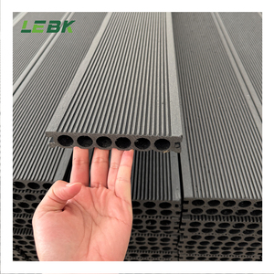 Carrelage étanche à l'humidité Planches <span class=keywords><strong>de</strong></span> <span class=keywords><strong>bois</strong></span> Wpc Plancher <span class=keywords><strong>de</strong></span> terrasse composite extérieur <span class=keywords><strong>3m</strong></span> 4m Carreaux <span class=keywords><strong>de</strong></span> terrasse pour bord <span class=keywords><strong>de</strong></span> piscine extérieure - Product Image 3