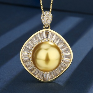 Conjunto de Joyería de Alta Calidad Ecológico con Bisel Cuadrado de Cobre, Circonita Corte Baguette de 16-12mm, Collar de Perlas Doradas, Pendientes y Anillo - Product Image 4