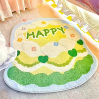 Tapis en fausse fourrure de cachemire en forme de gâteau de dessin animé, tapis décoratif mignon de forme originale pour chambre