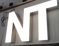 YIJIAO Vente en gros de lettres en acrylique à éclairage frontal LED, lettres en acrylique 3D personnalisées pour la décoration de bâtiments