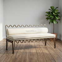 Banc en fer à cadre ondulé de style mi-vintage, avec assise rembourrée épaisse et coussin lombaire, écologique, pour hôtels, villas, appartements américains et espaces baies
