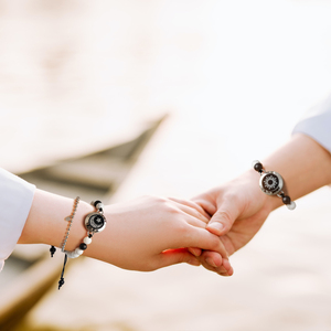 Pulsera de Cuentas de Ágata Natural Sol y Luna de la Marca <span class=keywords><strong>Totwoo</strong></span> al por Mayor para Parejas con Toque Táctil Regalos de Joyería Personalizada para Aniversario - Product Image 5
