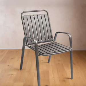 Chaise longue pliante portable en métal léger avec accoudoirs en plastique pour l'extérieur - Product Image 1