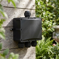 Boîtier de jonction étanche IP68 4P 24A 450V UL94V-2 Connecteur de câble submersible M25 0.5-4mm 8m 150h Système solaire en laiton ENEC